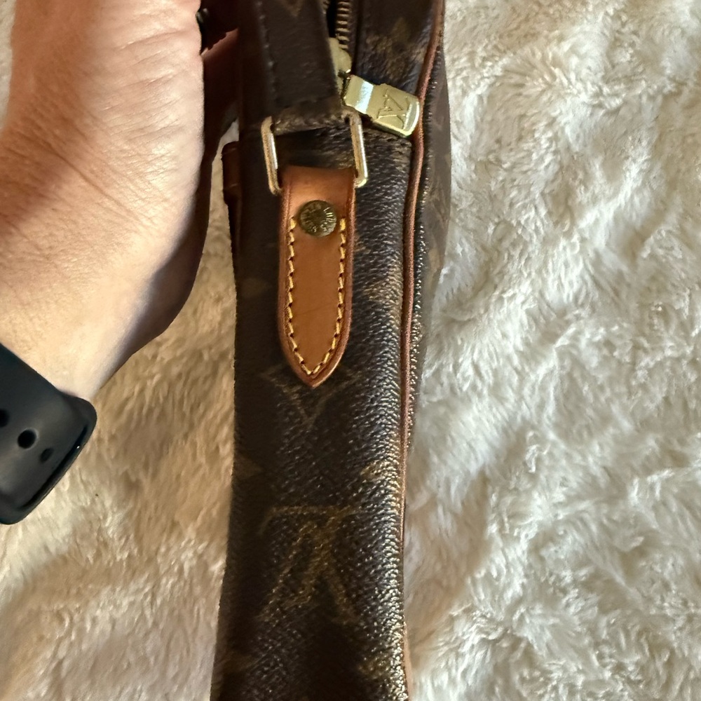 Louis Vuitton Monogram Brown Danube Crossbody Messenger Bag - Picture 5 of 13